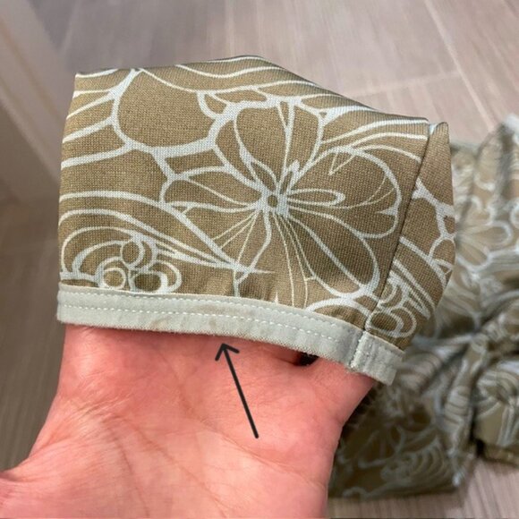 Women's Patagonia Capilene Long Sleeve Base Layer Top Medium Blue Green Floral - Picture 12 of 16